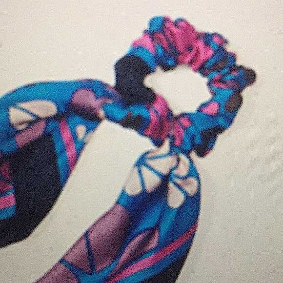 ♠️KATE SPADE - CLOVER PATCHWORK HAIR TIE (NWT) - Picture 6 of 9